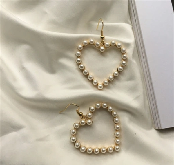 Arzonai European and American Hot-Selling Fashion Personality Original Geometric Hoop Earrings Swirl Petals Minimalist Earrings Women - Free Size, Alloy,  Pearl,  Pack of1
